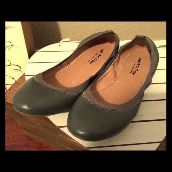 kenneth cole reaction ballet flats